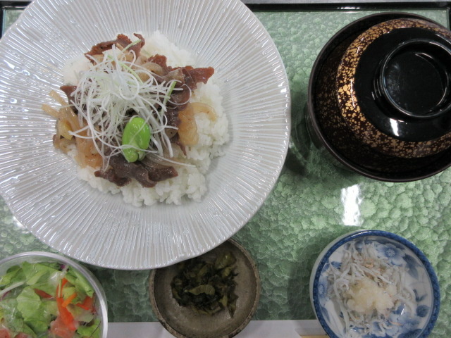 葱塩牛タン丼