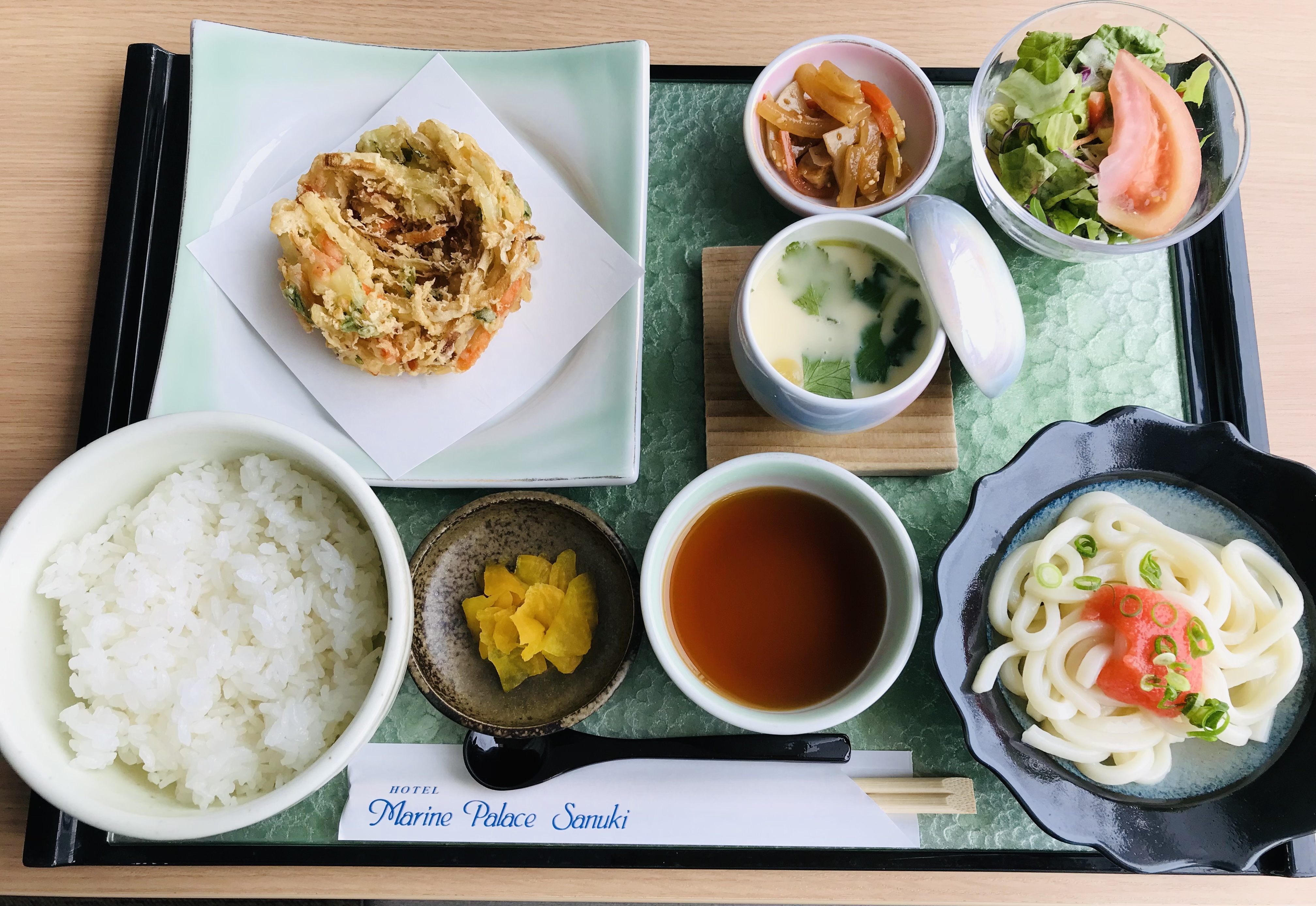 博多明太子ぶっかけうどん　野菜の天麩羅