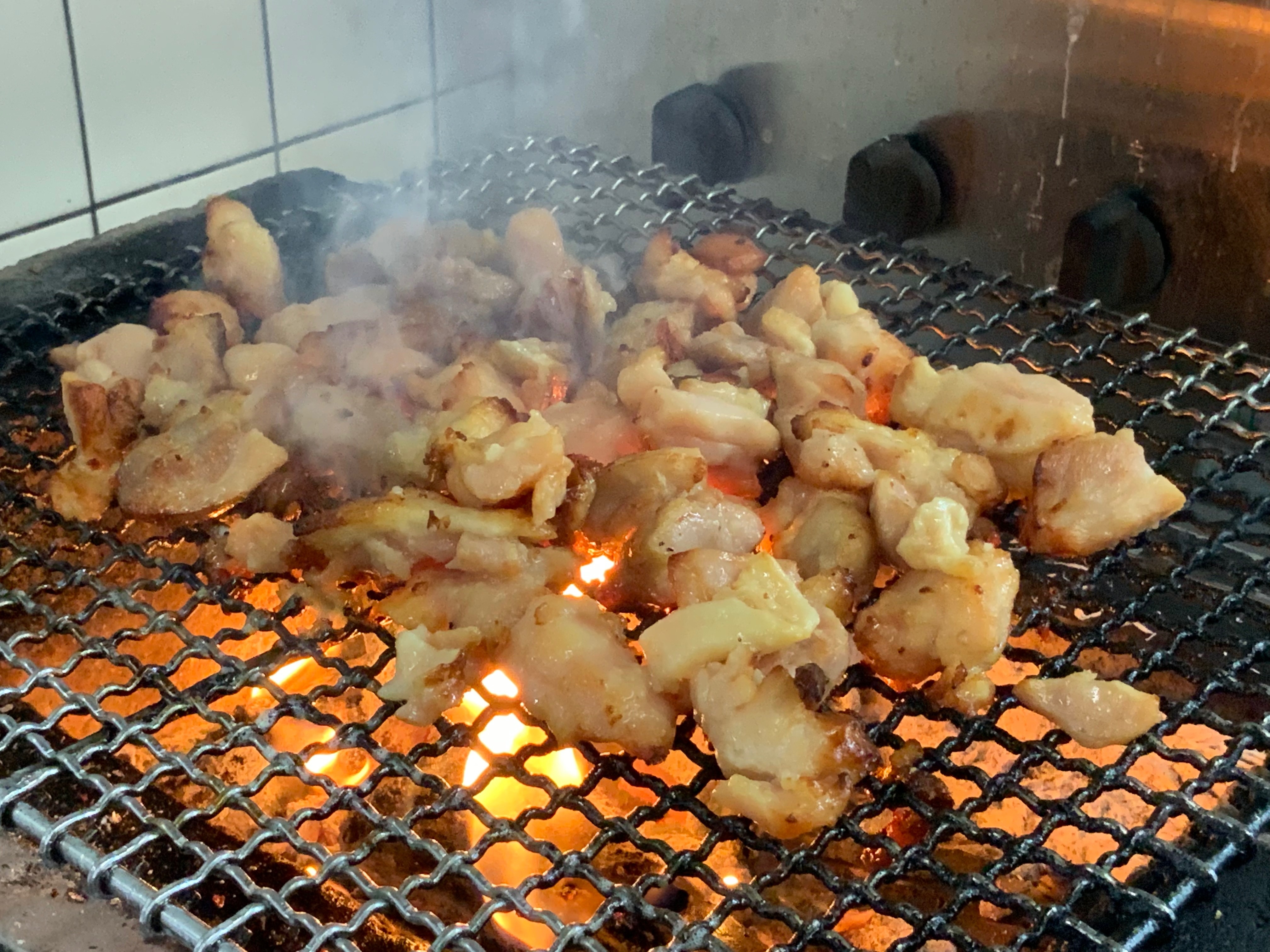 炭焼きチキンと温度玉子漬丼