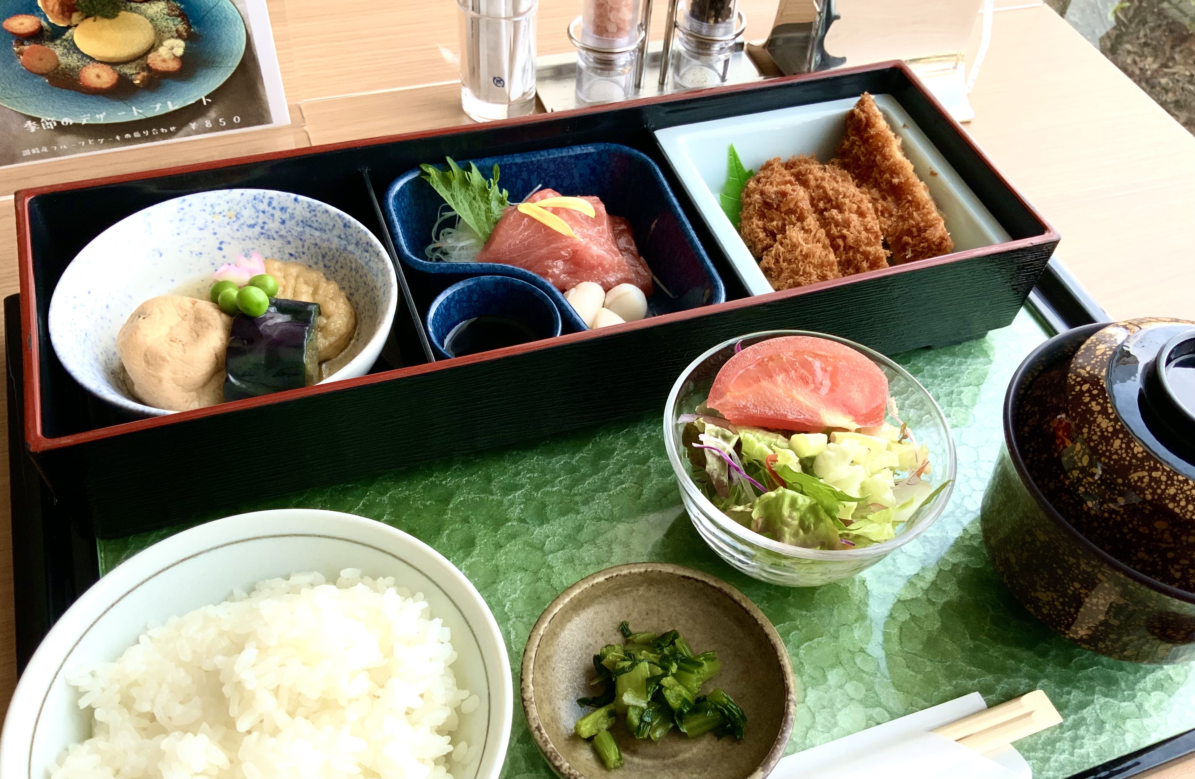 市場直送！新鮮な生本鮪造り定食