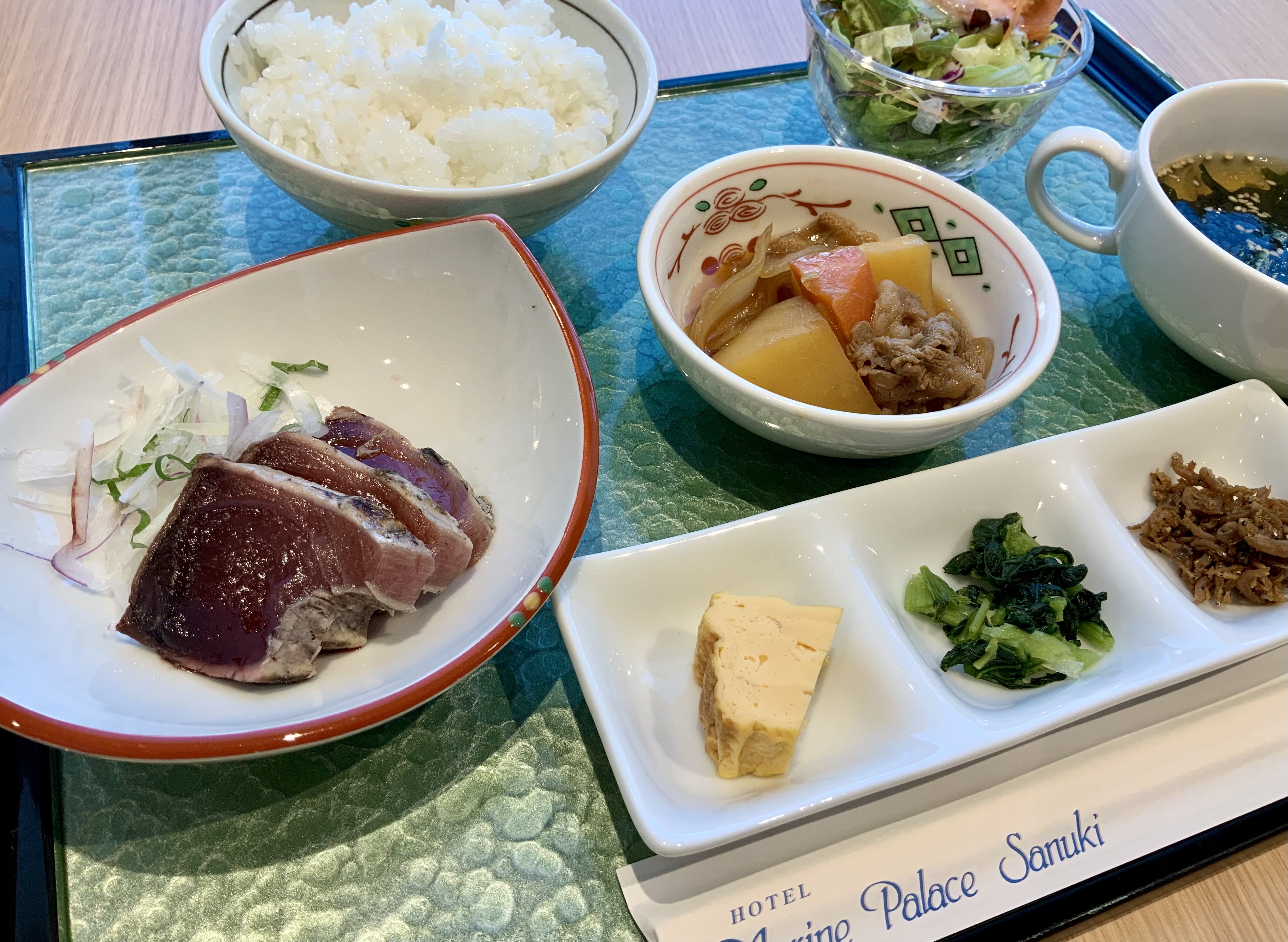 NEW☆鰹たたき　肉じゃが定食