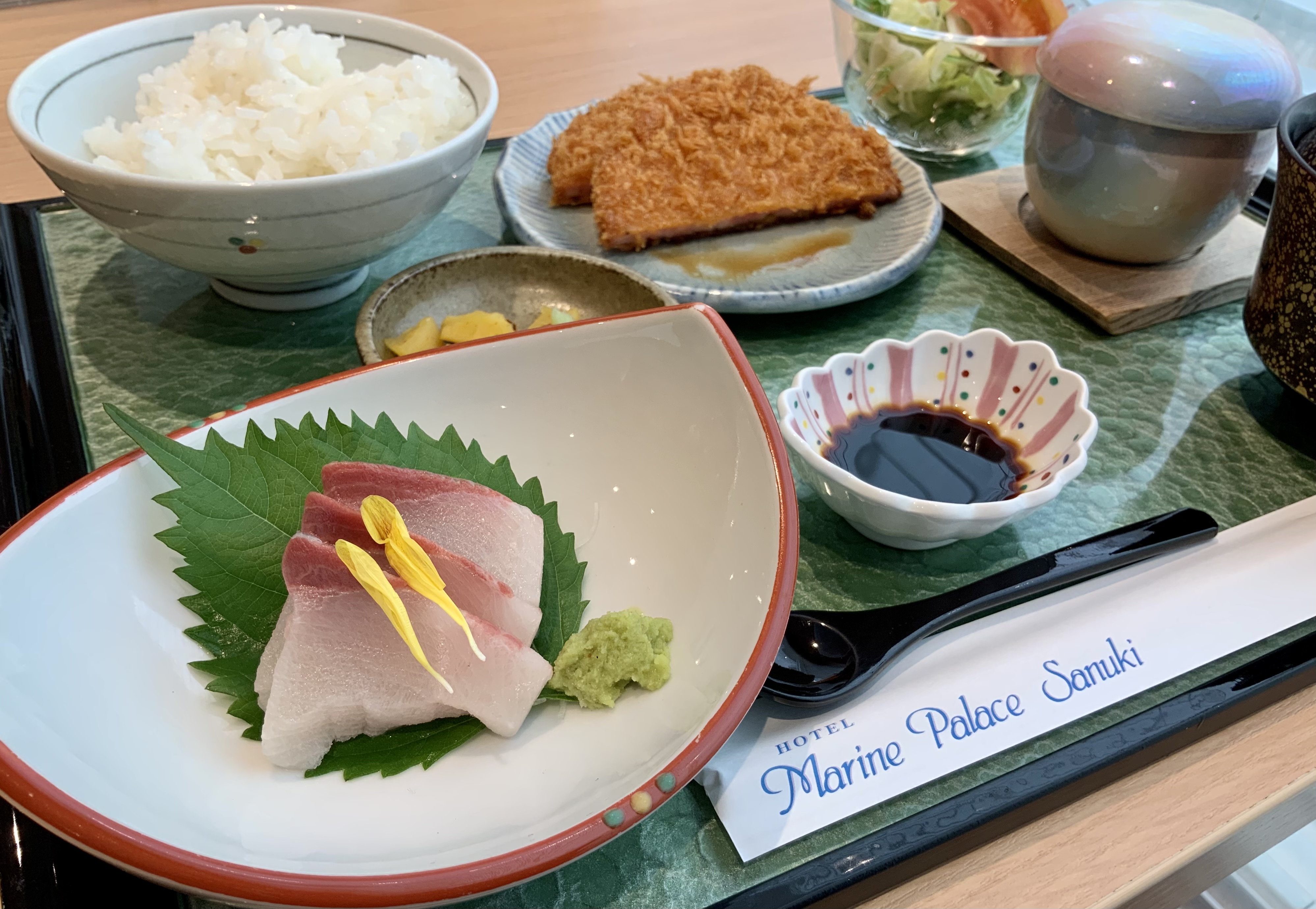 オリーブはまち刺身定食　オリーブ玉子茶碗蒸し付き