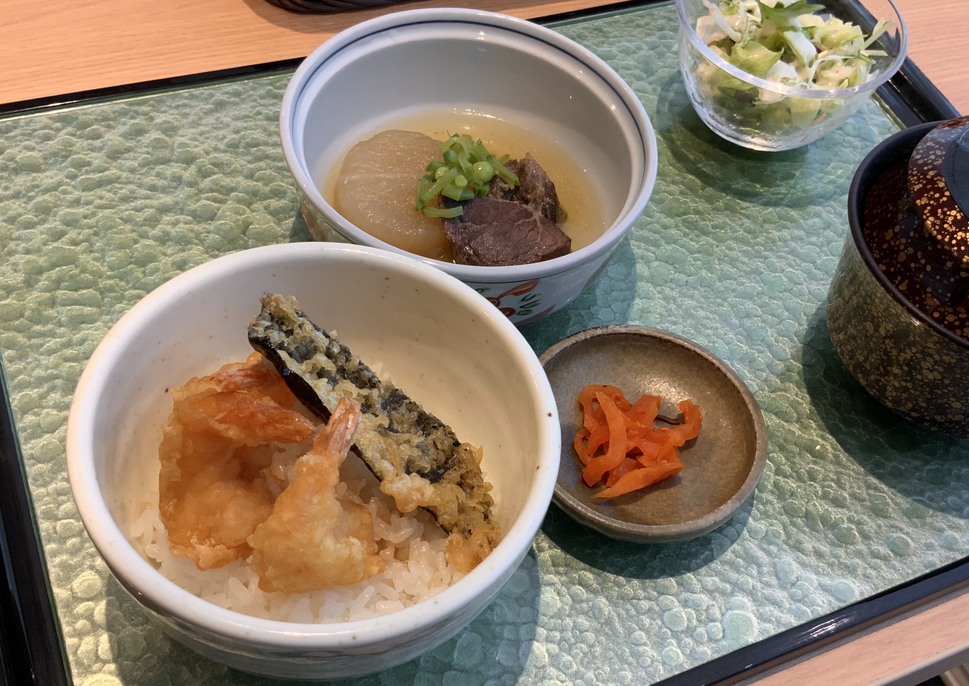 小海老天丼＆春大根とオリーブ牛の煮込み